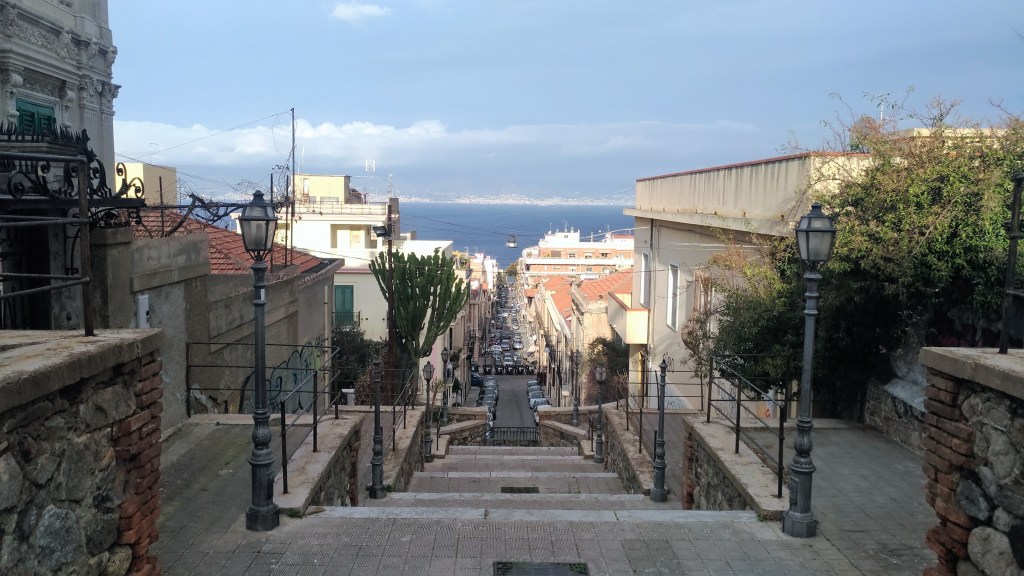 Archeottrekking urbano a Reggio Calabria: la città che non ti aspetti…