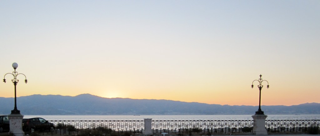 UNO SGUARDO ANTROPOLOGICO SU REGGIO CALABRIA. PATRIMONIO DI VOCI A TUTELA DEL MOSAICO IMPERFETTO –&nbsp;2^PUNTATA